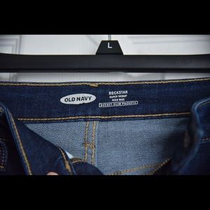Old Navy Rockstar super skinny jeans (Worn once)